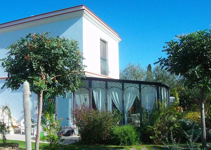 בית הארחה Il Giardino Del Te בארלטה